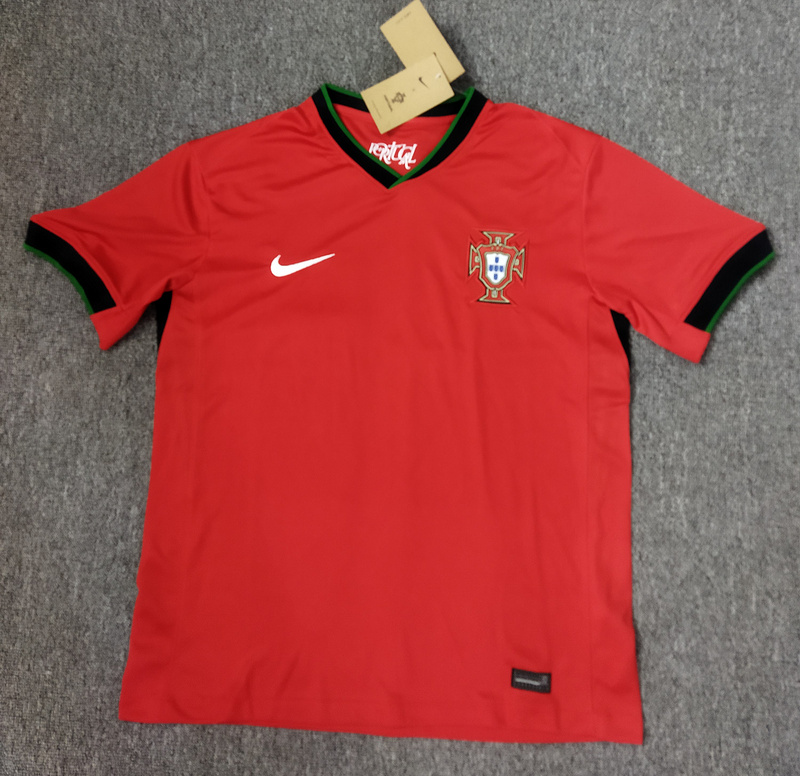 24 Portugal Home